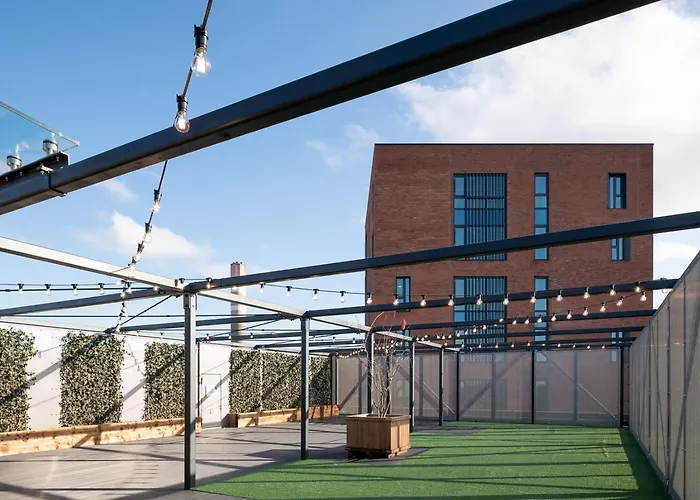 Aspen - Airport & Access Appart hôtel