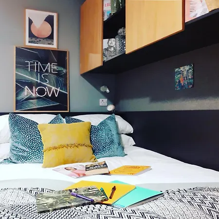 Aspen - Airport & Access Aparthotel Dublin